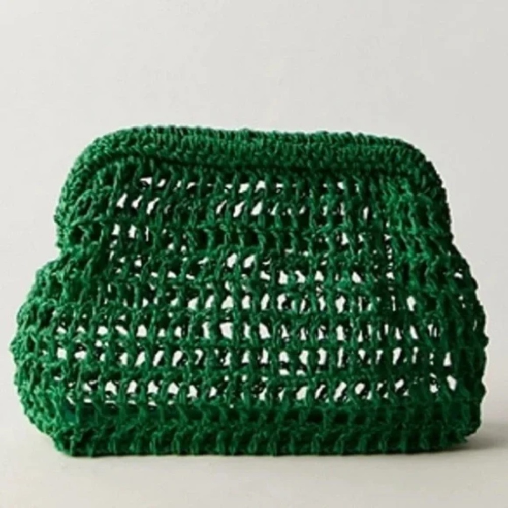 NWT FREE PEOPLE Sand Bound Clutch in Green